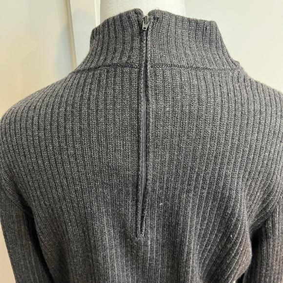 St. John Sweater/Skirt set - Picture 5 of 7